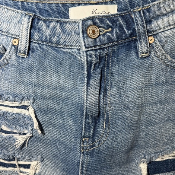 KanCan Ella High Rise Patched & Fray Hem Mom Shorts Size 27 - Picture 8 of 15